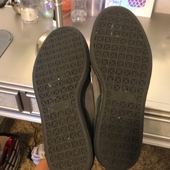 Pumas - Picture 4 of 4